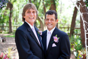 Newlyweds at a bilingual wedding