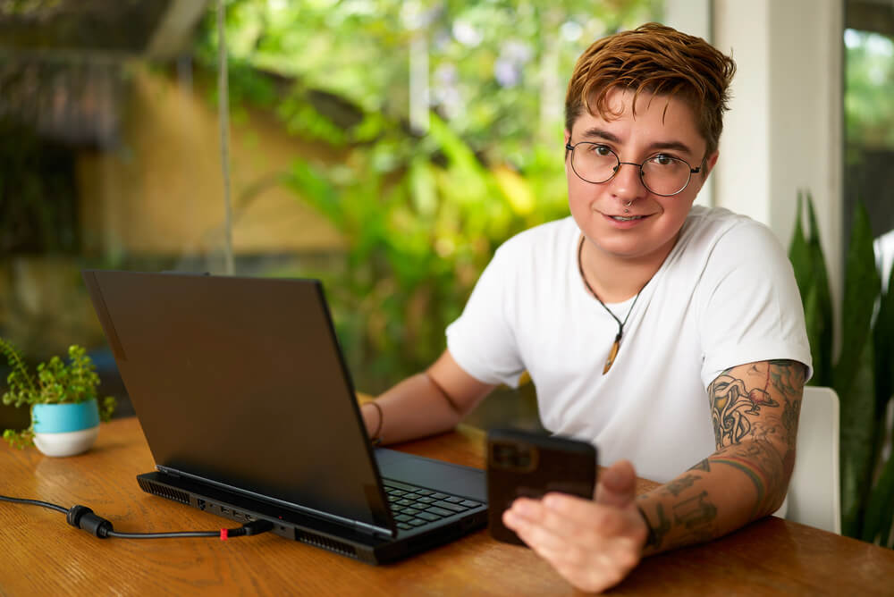How to talk with wedding vendors about your pronouns?